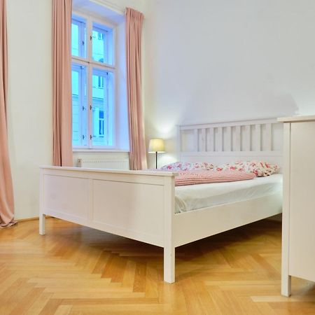 Chic Apartment - Near U3 Metro Viena Exterior foto